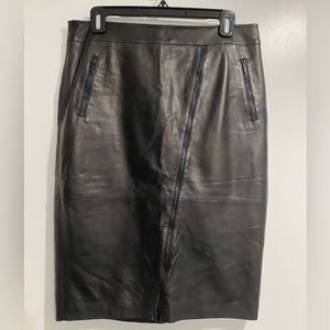Classiques entier black leather midi moto zipper skirt size 8